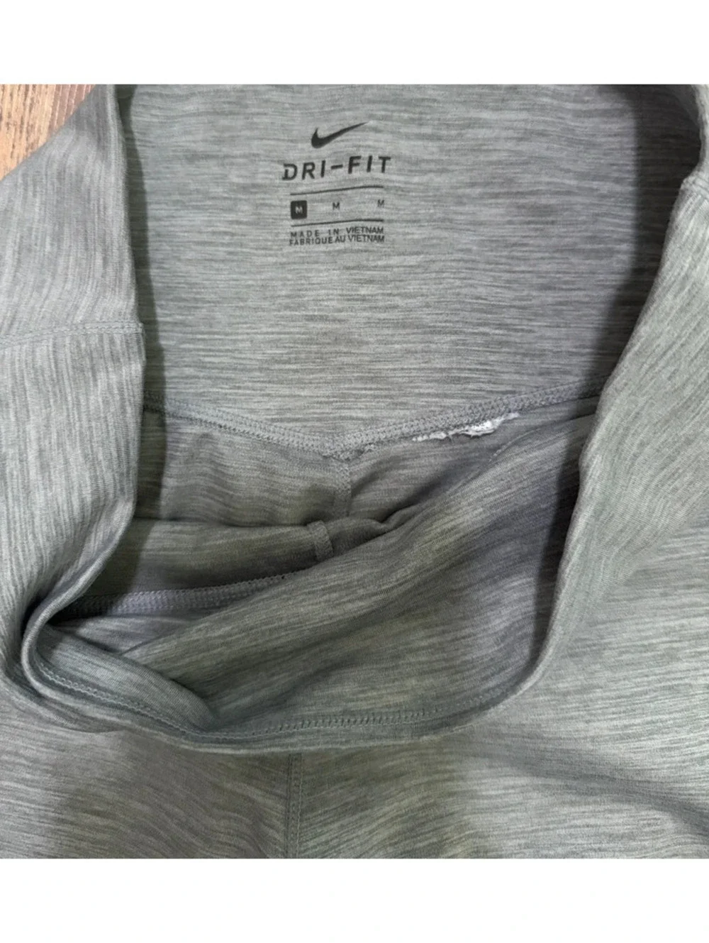 Nike women’s leggings size medium